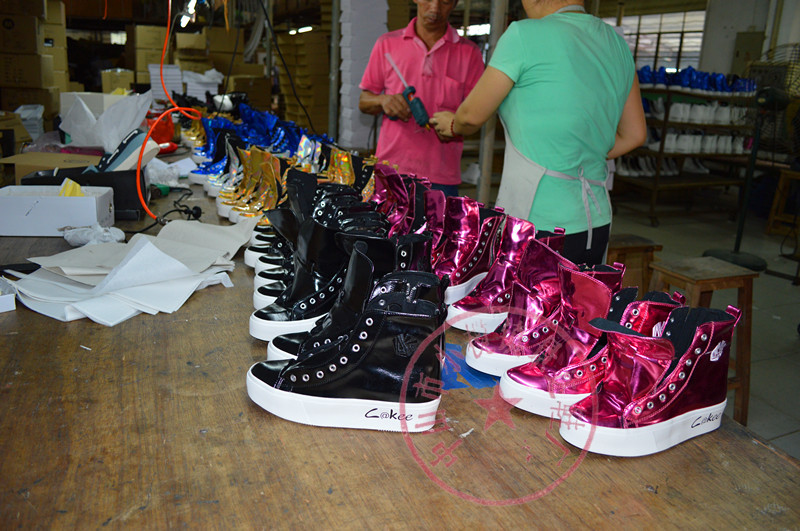 习水鞋业车间 稳就业促发展，打造产业发展新引擎